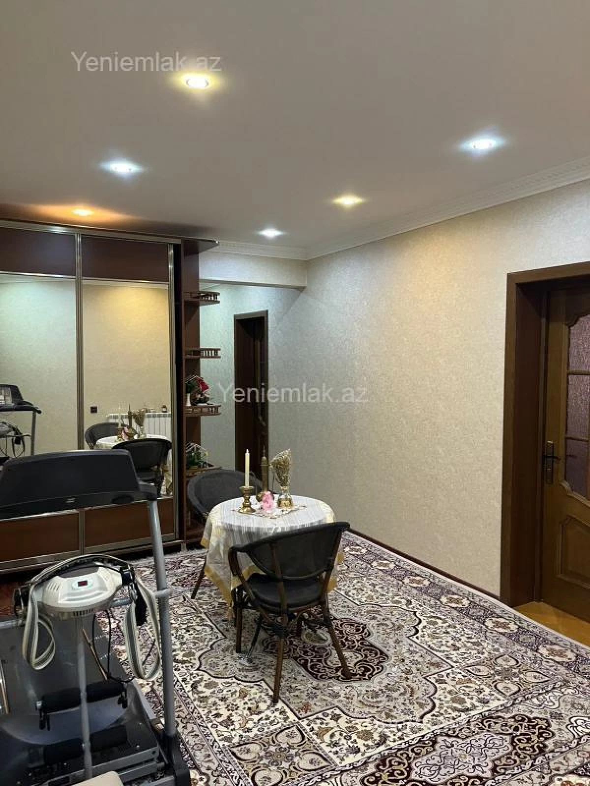 Satılır 3 otaqlı yeni tikili 135 m²