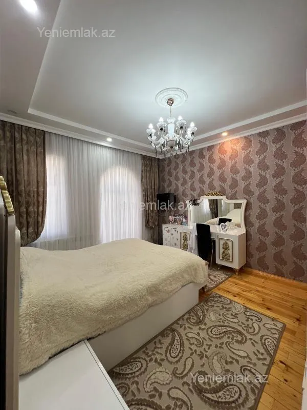 Satılır 4 otaqlı həyət evi 120 m²