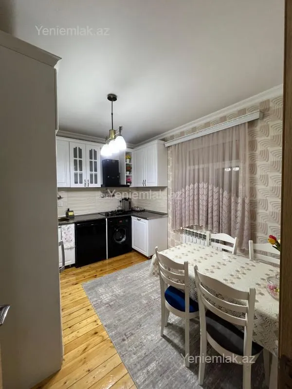 Satılır 4 otaqlı həyət evi 120 m²