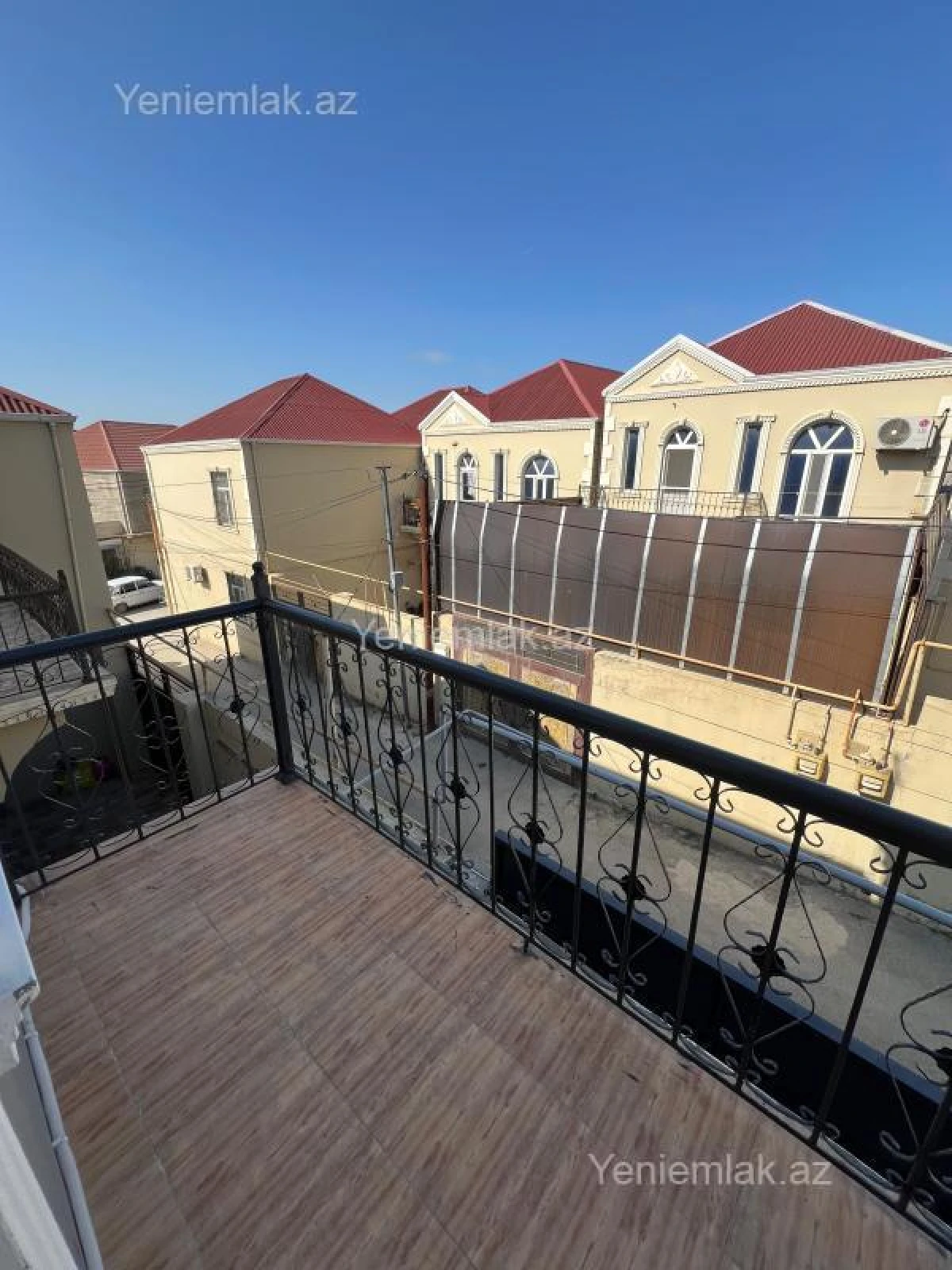 Satılır 4 otaqlı həyət evi 120 m²