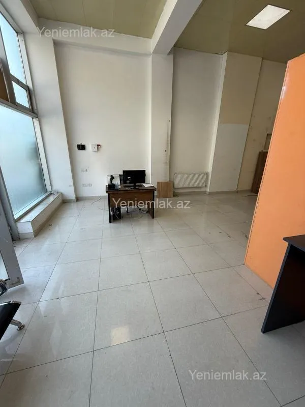 Satılır 4 otaqlı obyekt 72 m²