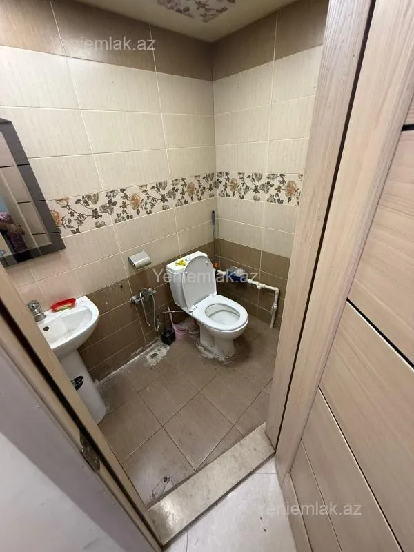 Satılır 4 otaqlı obyekt 72 m²