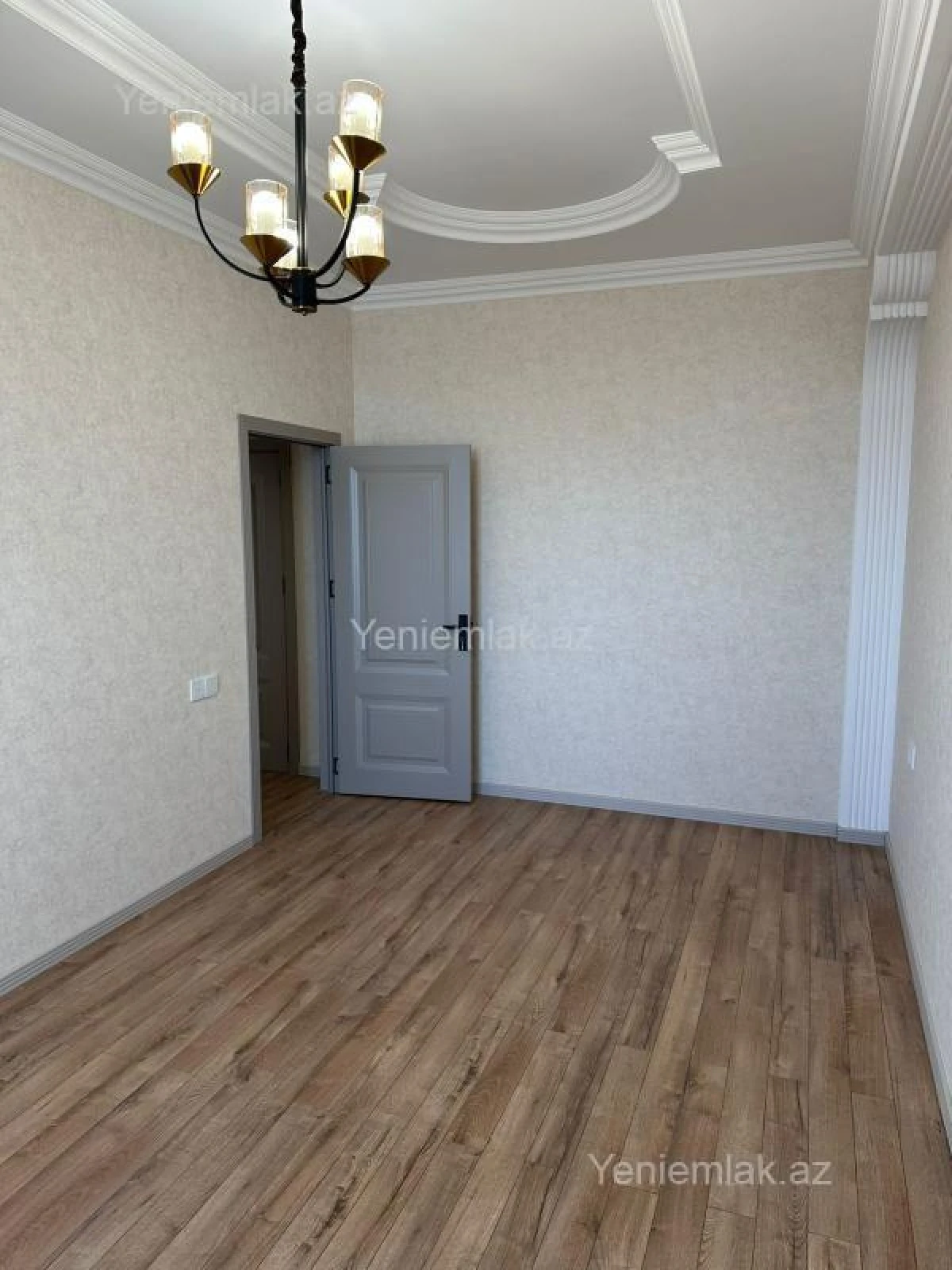 Satılır 3 otaqlı yeni tikili 90 m²
