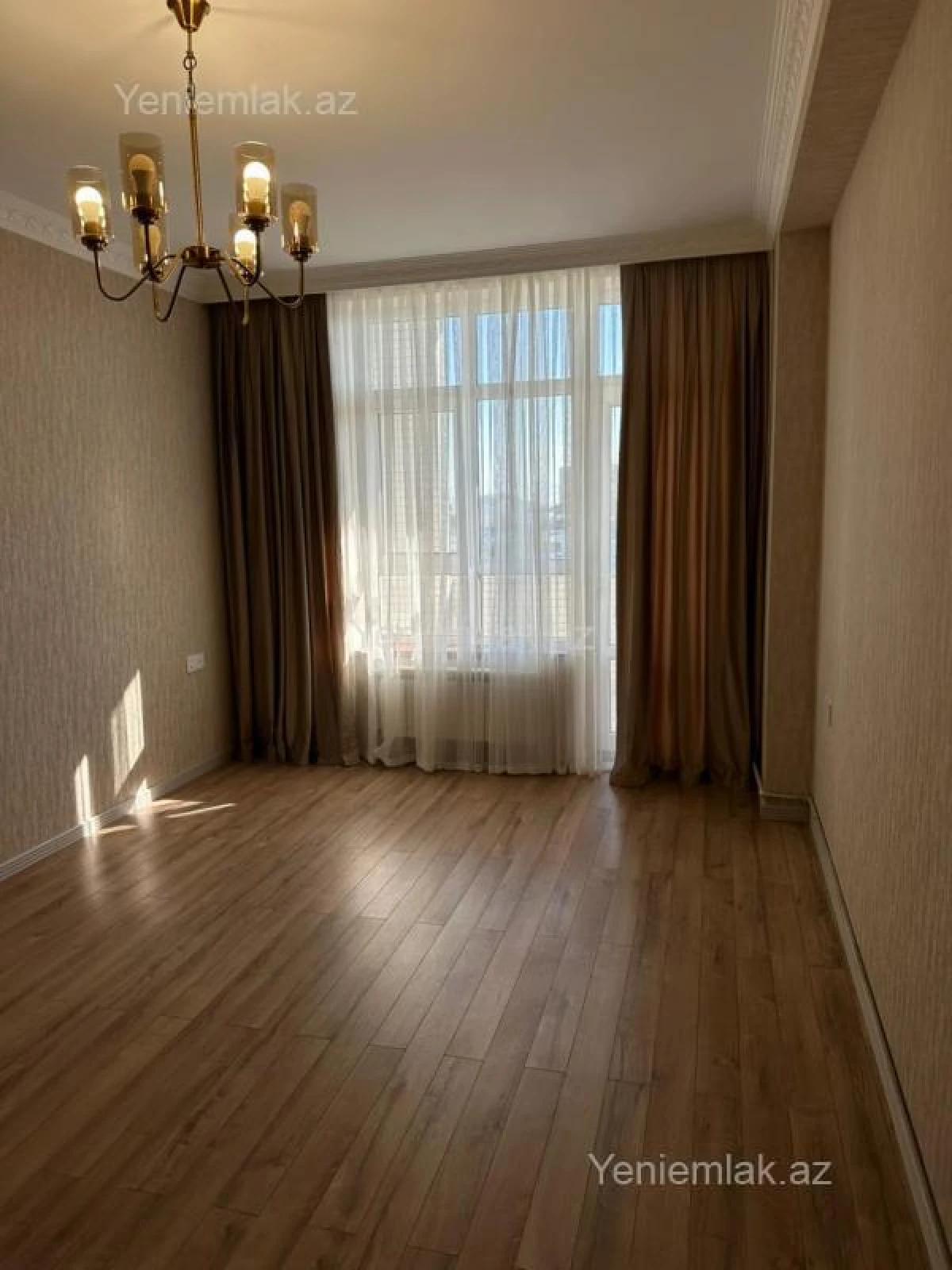 Satılır 3 otaqlı yeni tikili 90 m²