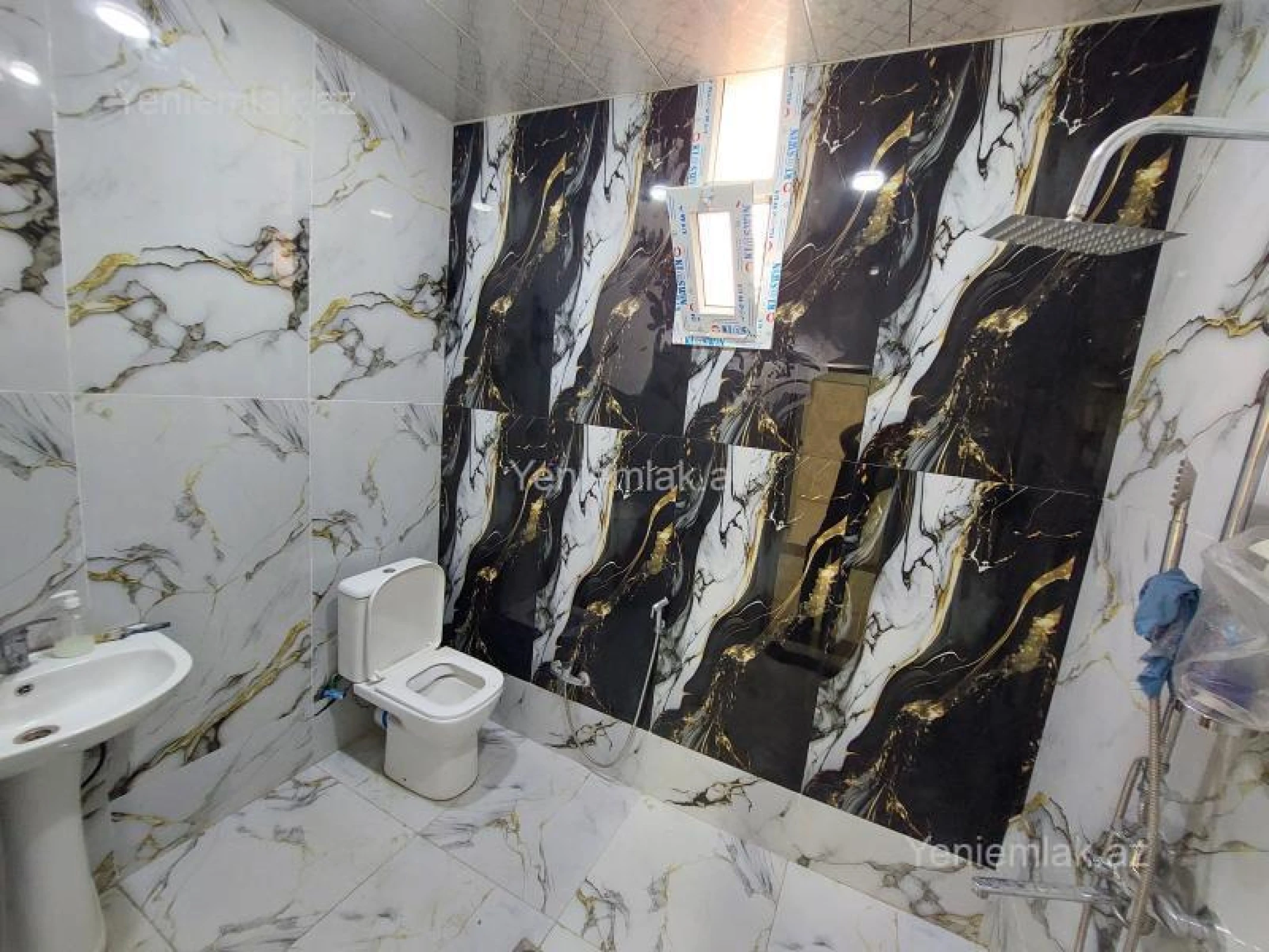 Satılır 3 otaqlı həyət evi 105 m²