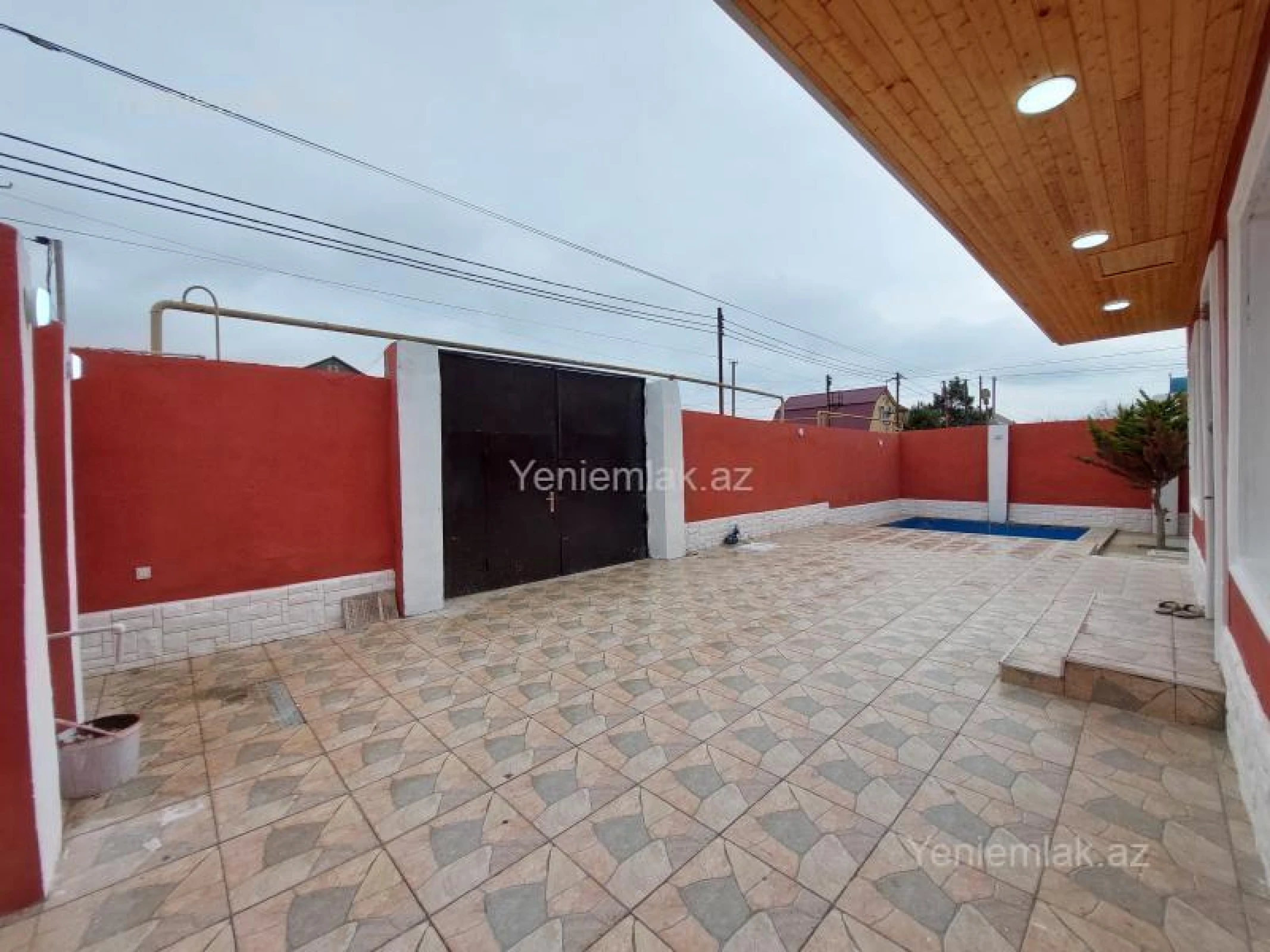 Satılır 3 otaqlı həyət evi 105 m²