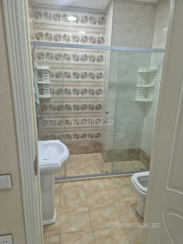 Satılır 2 otaqlı yeni tikili 78 m²