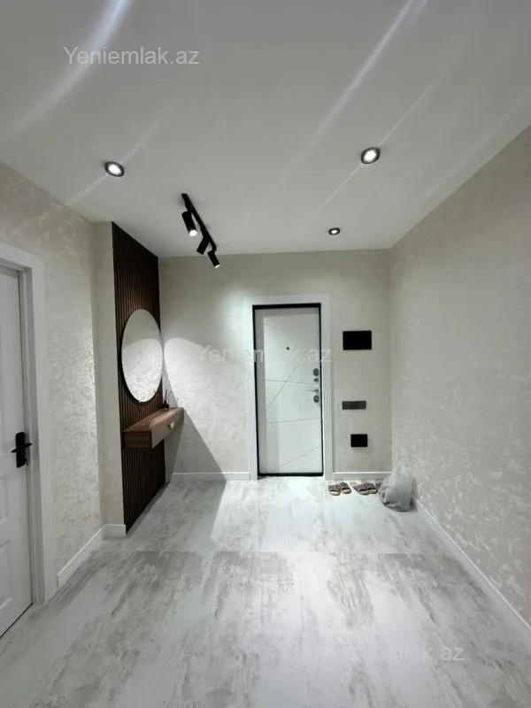 Satılır 3 otaqlı köhnə tikili 80 m²