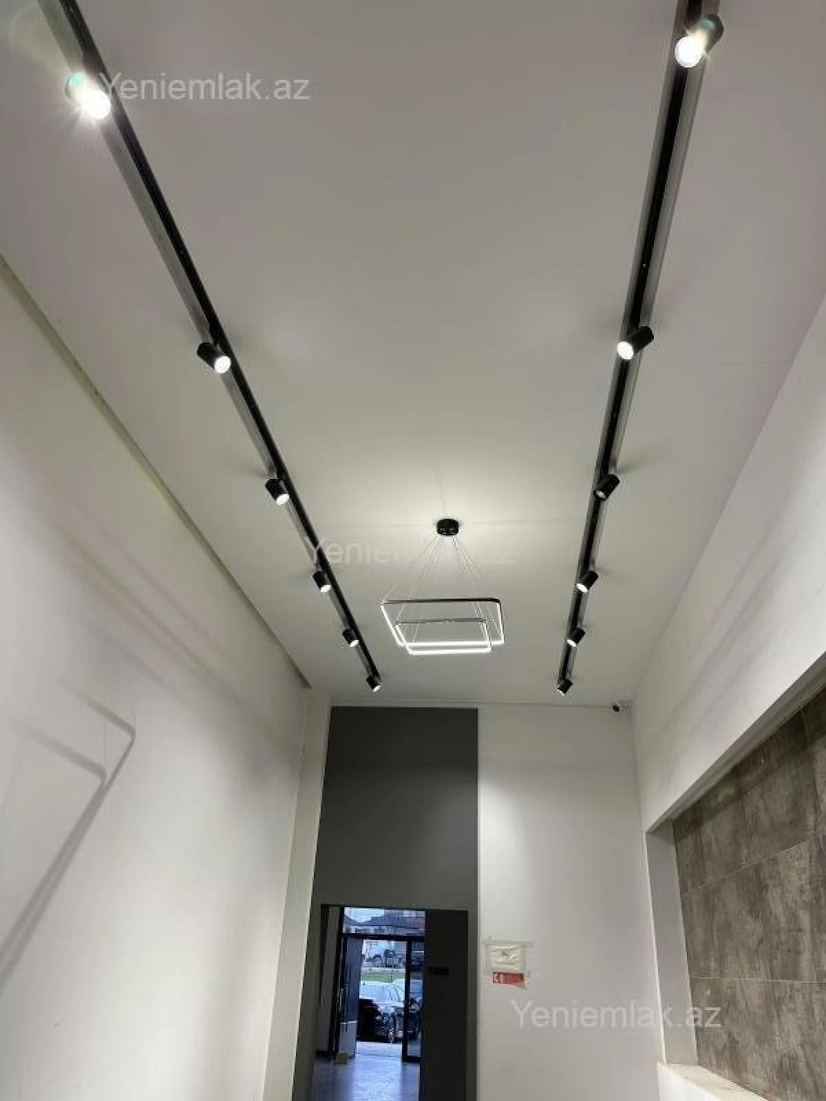 Satılır 2 otaqlı yeni tikili 81 m²