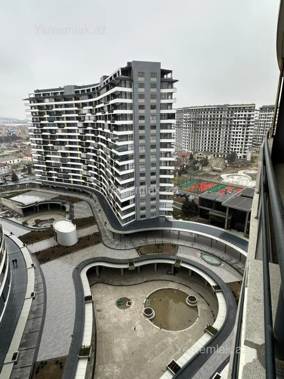 Satılır 2 otaqlı yeni tikili 81 m²