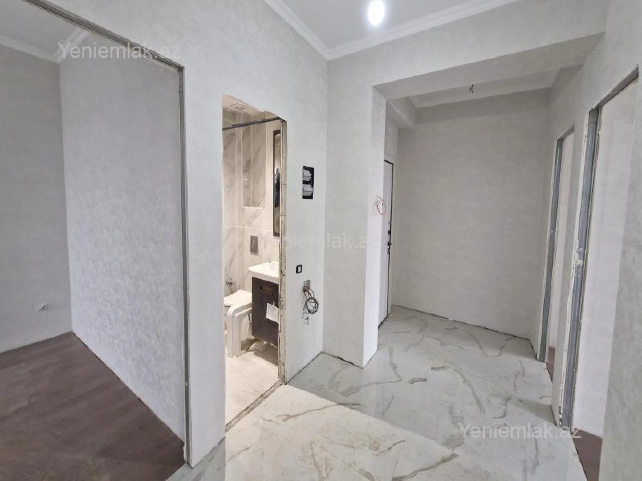 Satılır 4 otaqlı yeni tikili 107 m²