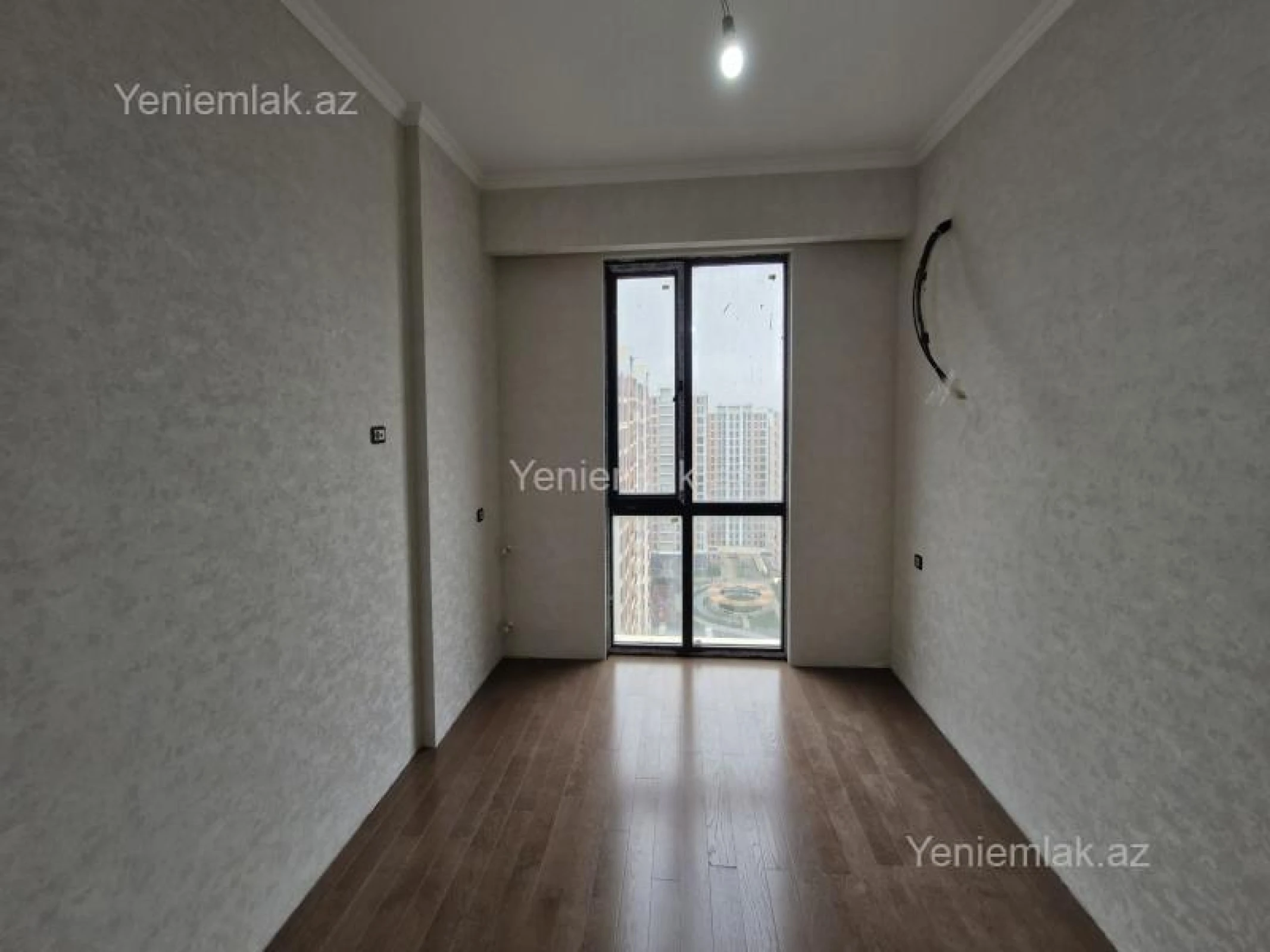 Satılır 4 otaqlı yeni tikili 107 m²