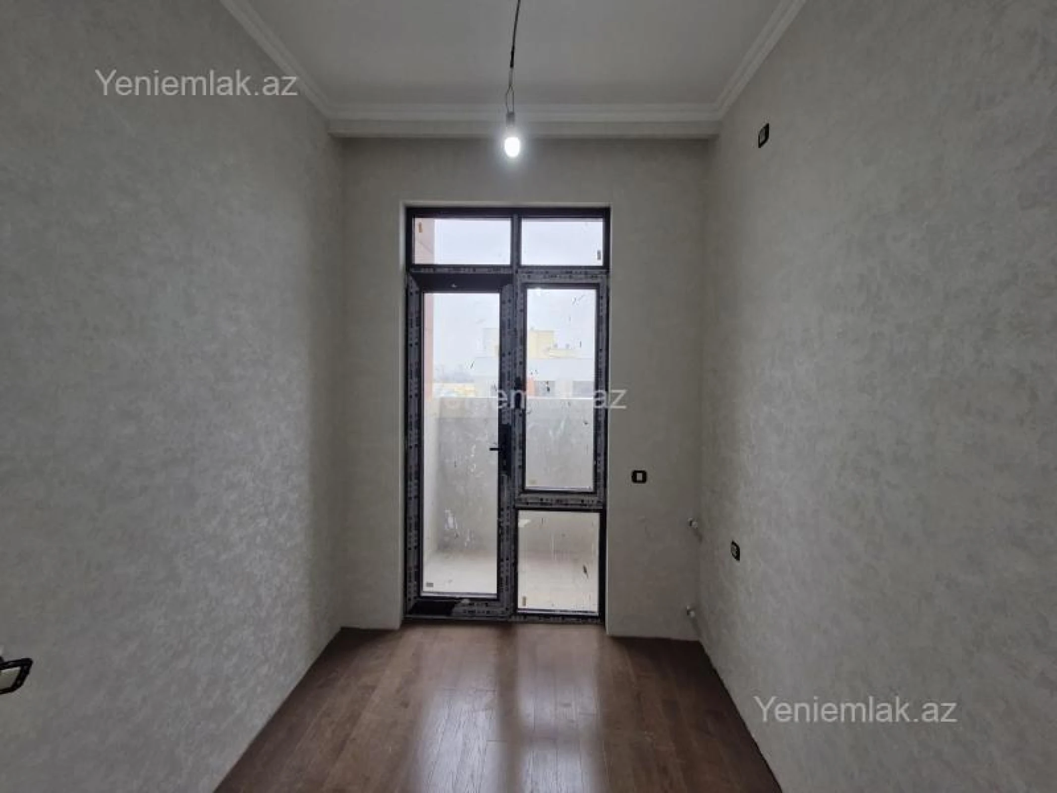 Satılır 4 otaqlı yeni tikili 107 m²