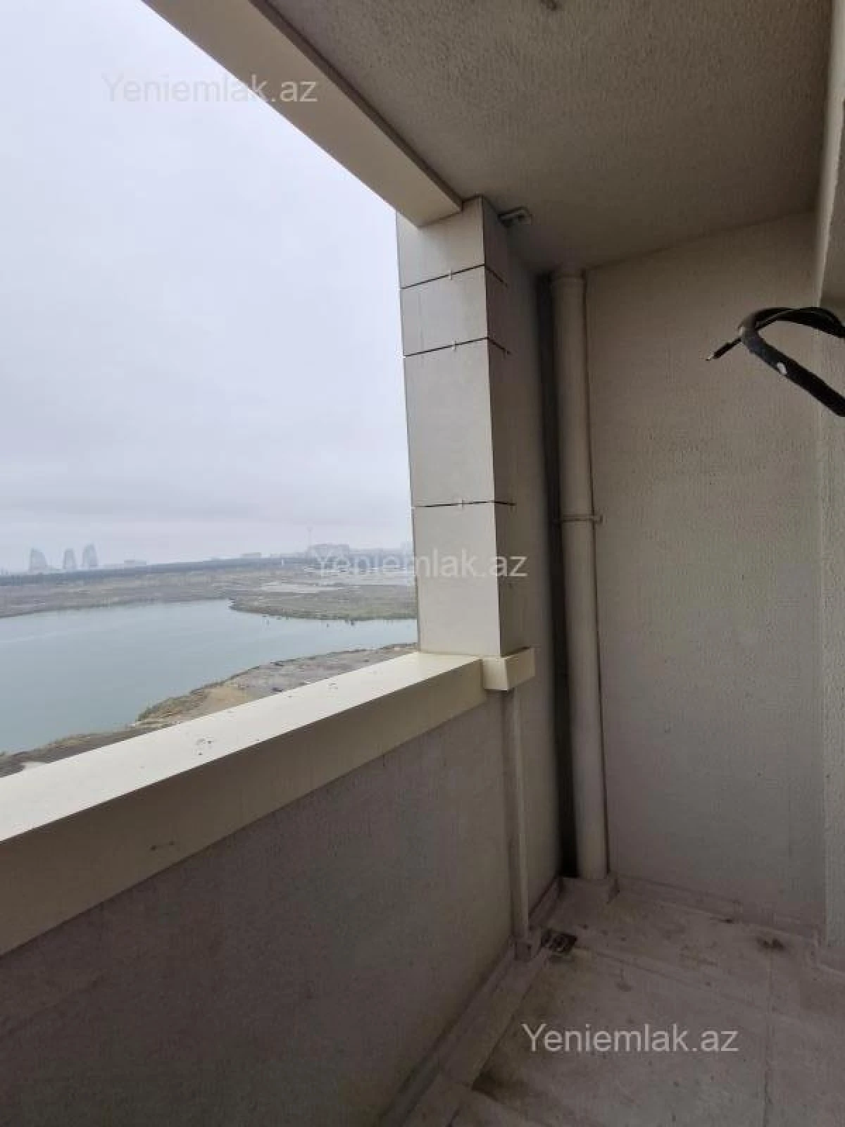 Satılır 4 otaqlı yeni tikili 107 m²