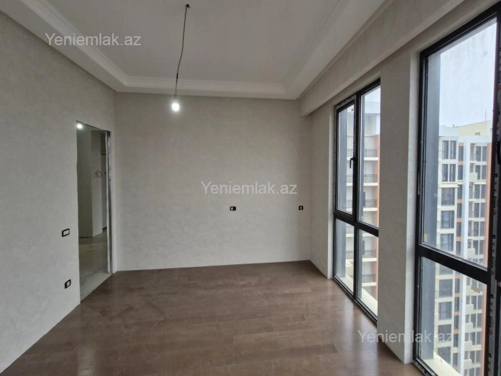 Satılır 4 otaqlı yeni tikili 107 m²