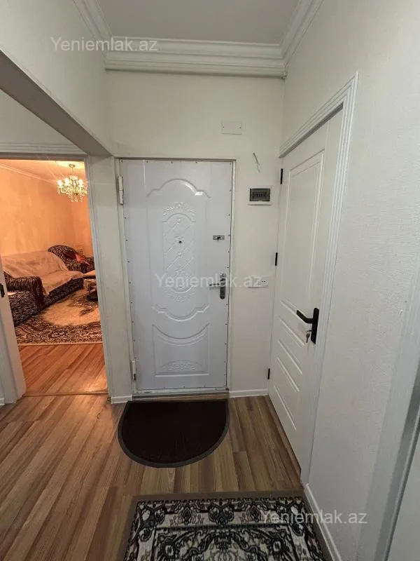 Satılır 2 otaqlı köhnə tikili 60 m²