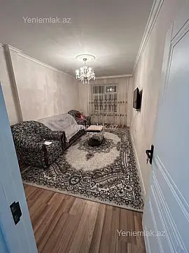 Satılır 2 otaqlı köhnə tikili 60 m²