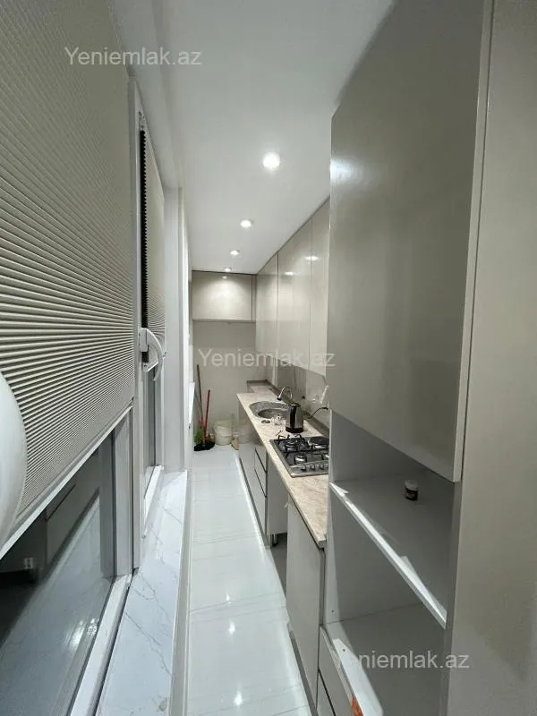 Satılır 2 otaqlı köhnə tikili 60 m²