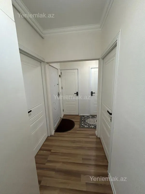 Satılır 2 otaqlı köhnə tikili 60 m²