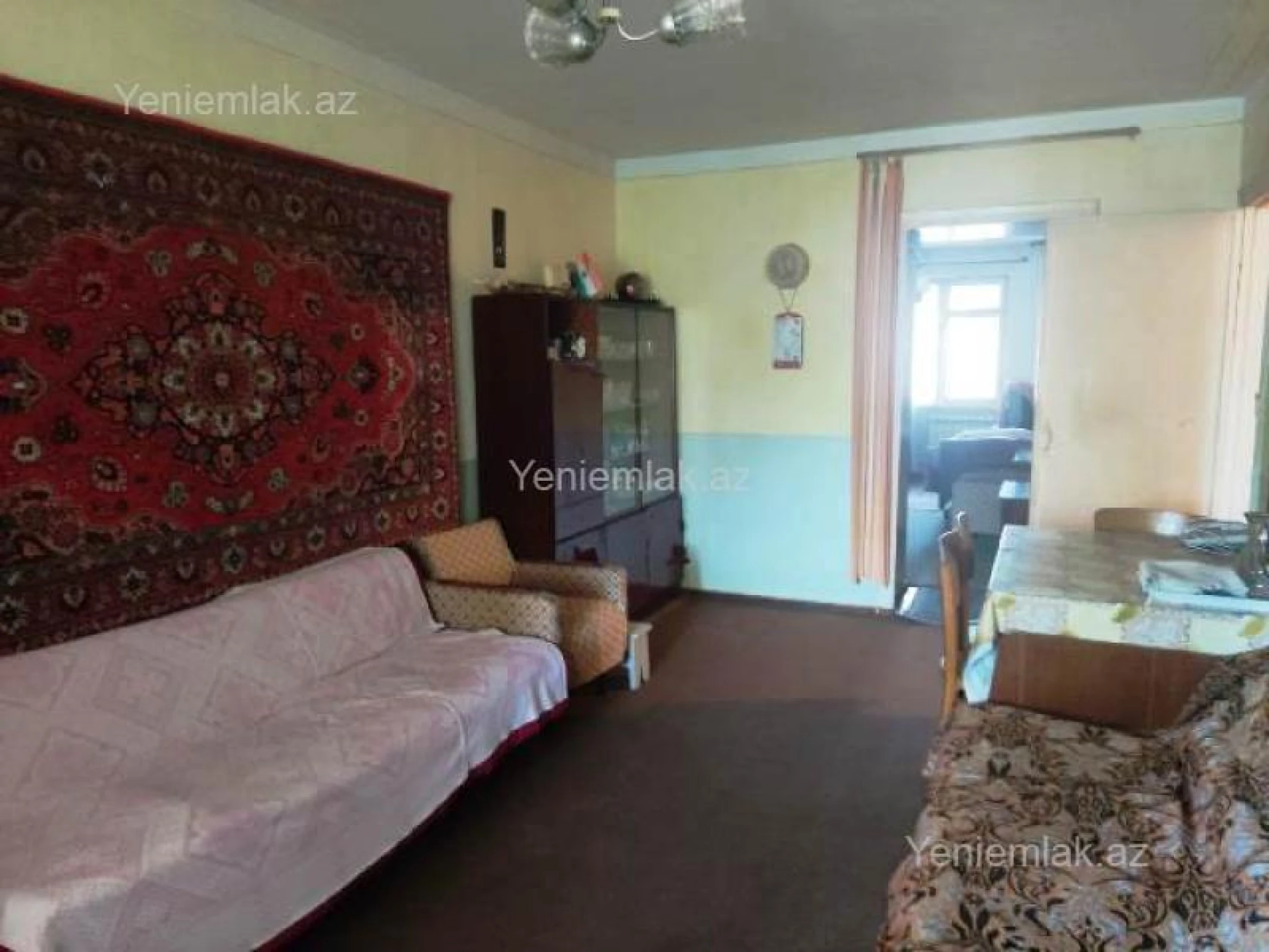 Satılır 2 otaqlı köhnə tikili 50 m²