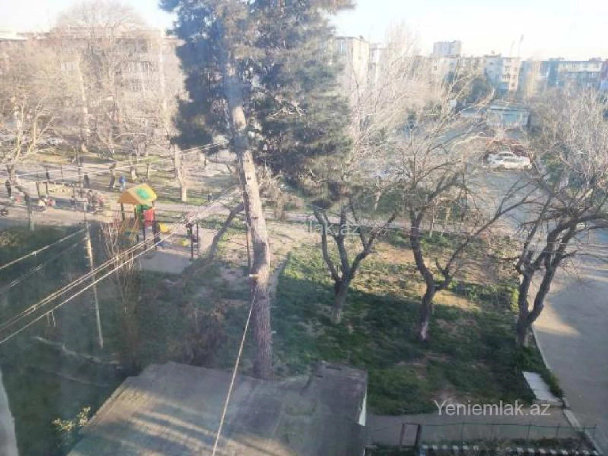 Satılır 2 otaqlı köhnə tikili 50 m²