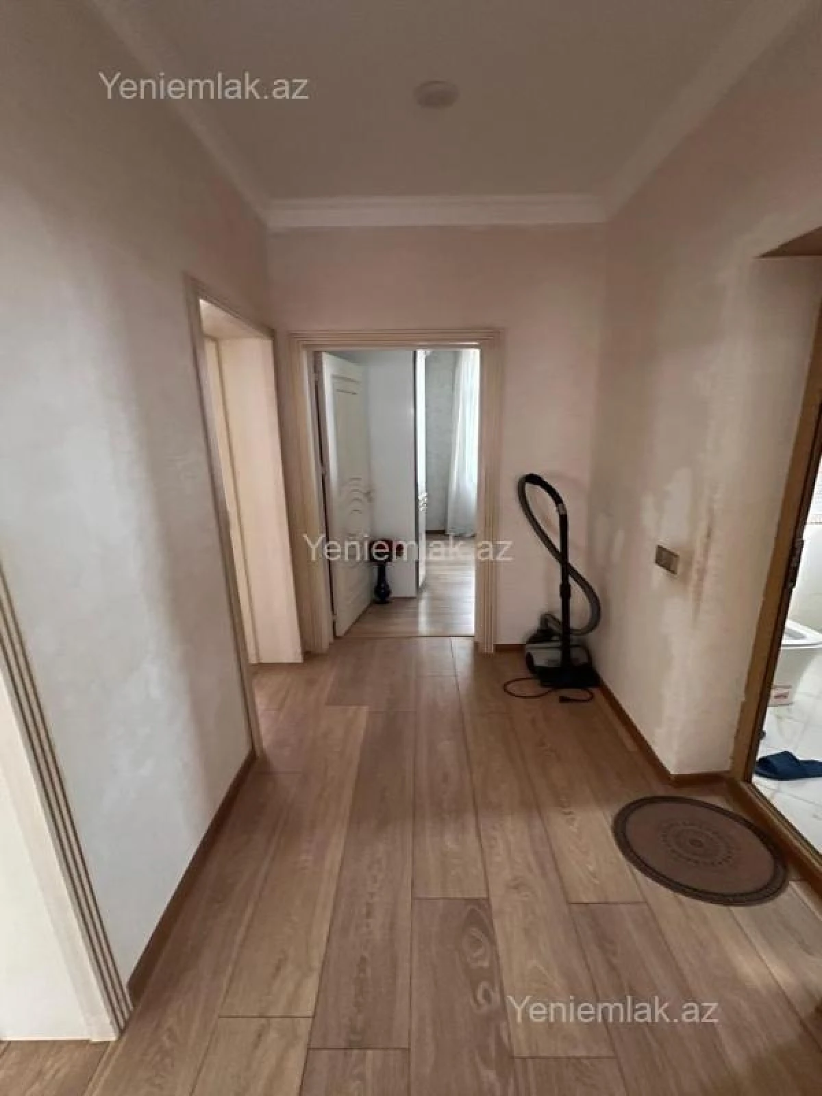 Satılır 6 otaqlı həyət evi 220 m²