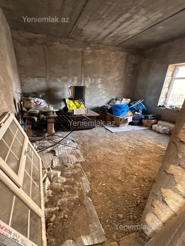 Satılır 6 otaqlı həyət evi 220 m²