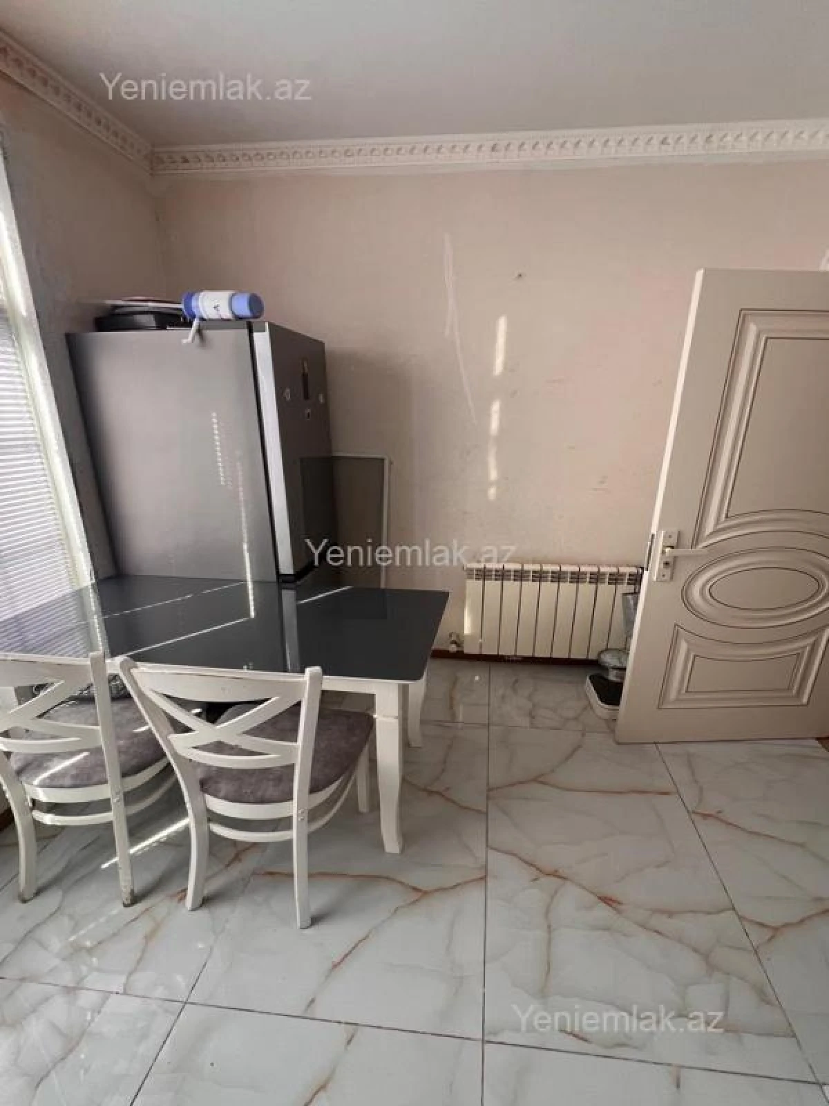 Satılır 6 otaqlı həyət evi 220 m²