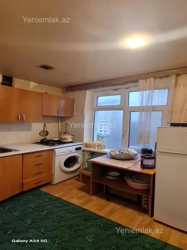 Satılır 2 otaqlı köhnə tikili 42 m²
