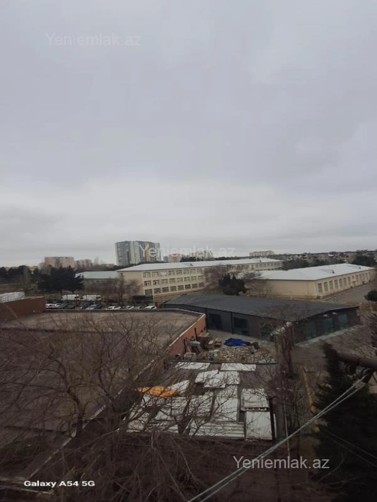 Satılır 2 otaqlı köhnə tikili 42 m²