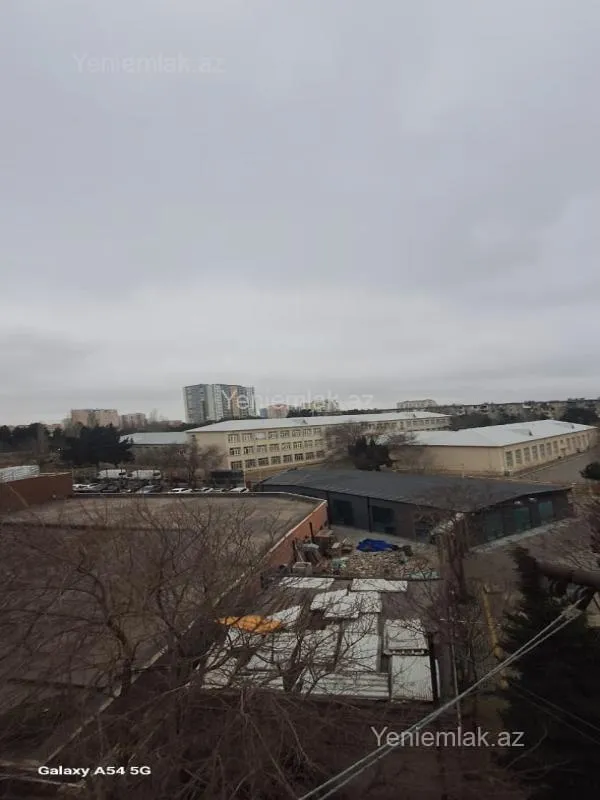 Satılır 2 otaqlı köhnə tikili 42 m²