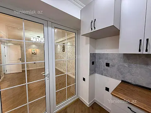 Satılır 2 otaqlı köhnə tikili 45 m²