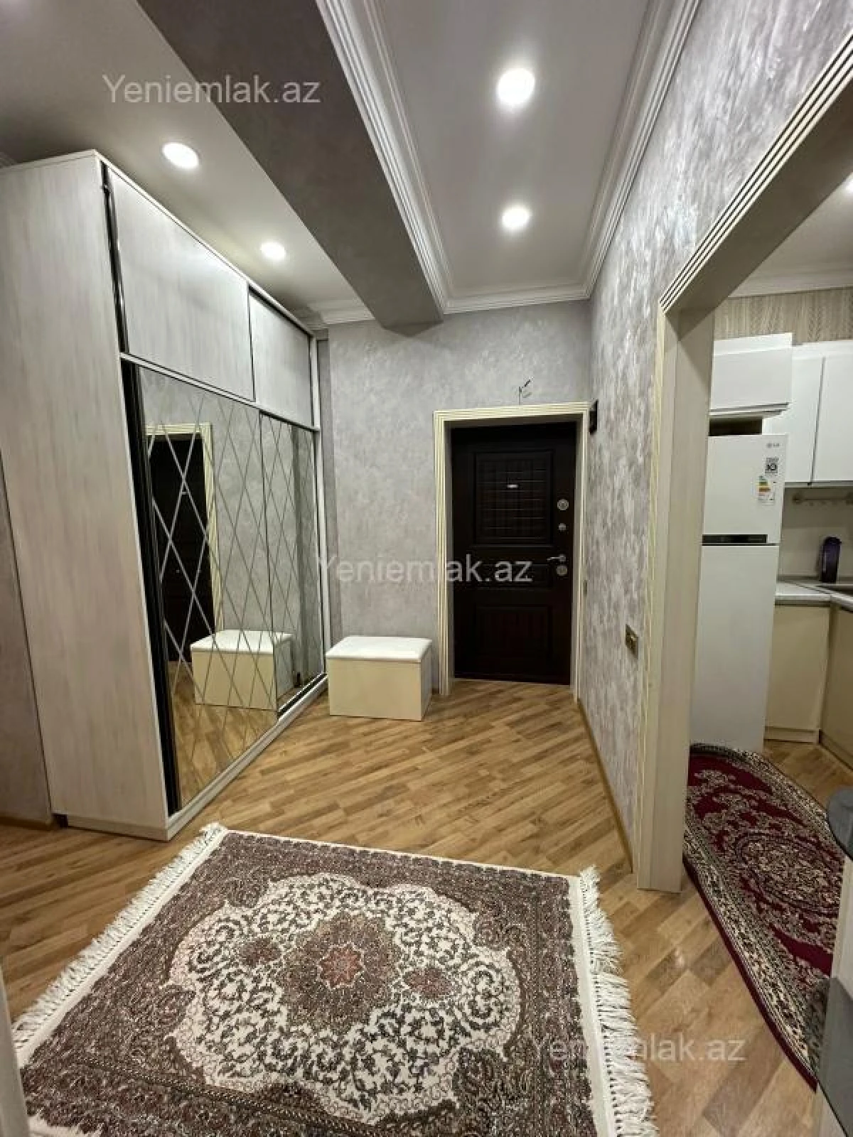 Satılır 2 otaqlı yeni tikili 63 m²