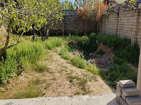 Satılır 5 otaqlı həyət evi 160 m²