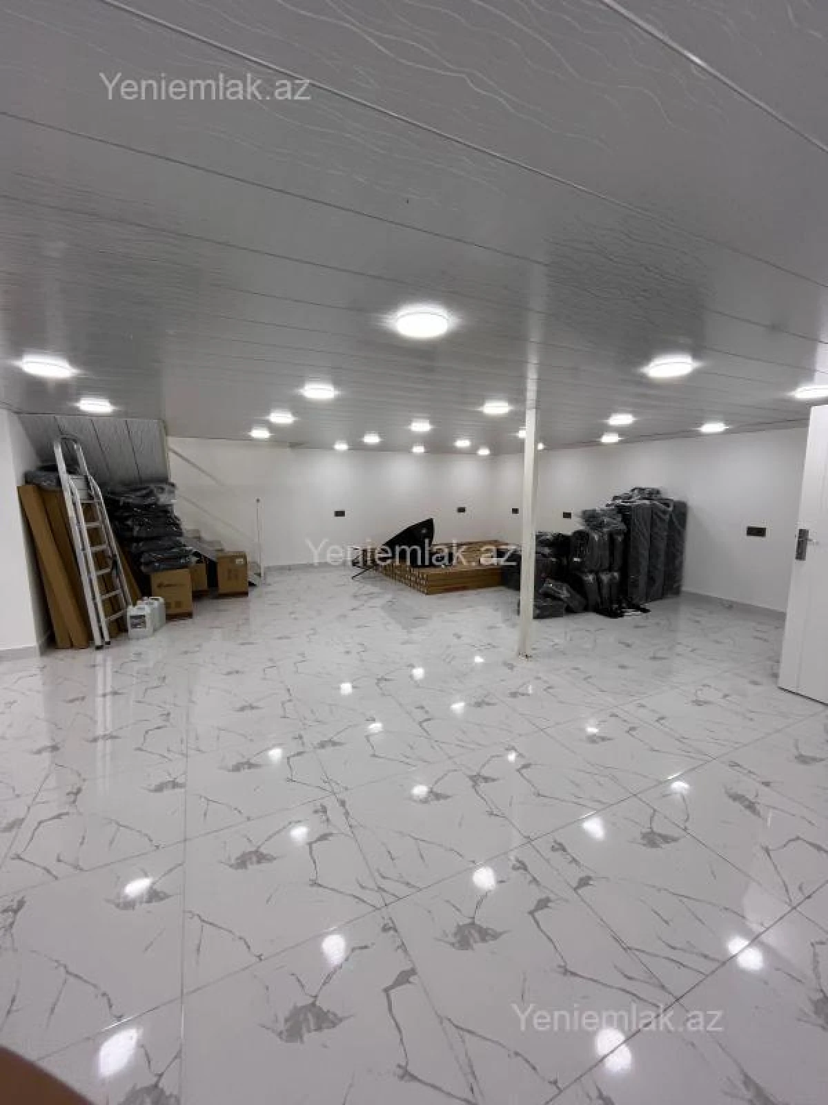 Satılır 3 otaqlı obyekt 155 m²