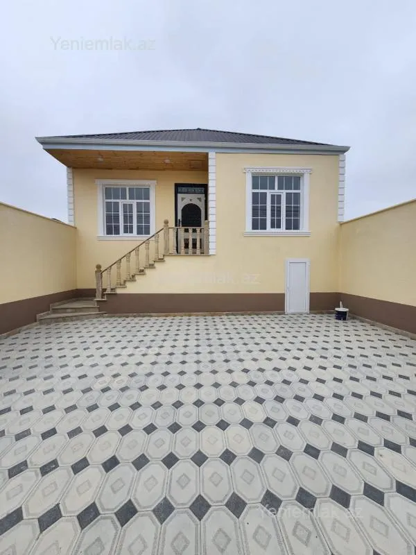 Satılır 4 otaqlı həyət evi 110 m²
