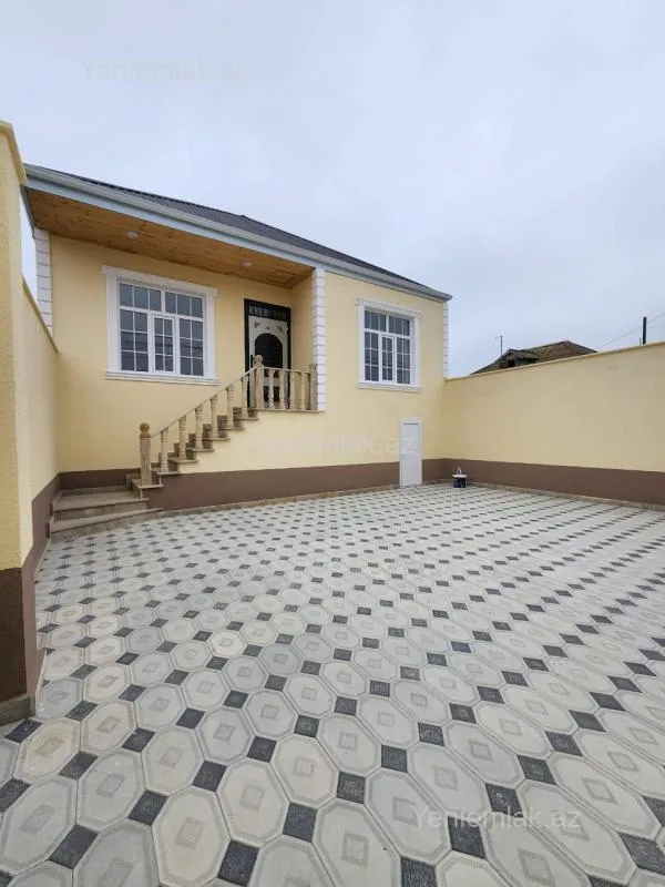 Satılır 4 otaqlı həyət evi 110 m²