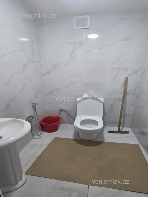 Satılır 3 otaqlı obyekt 210 m²