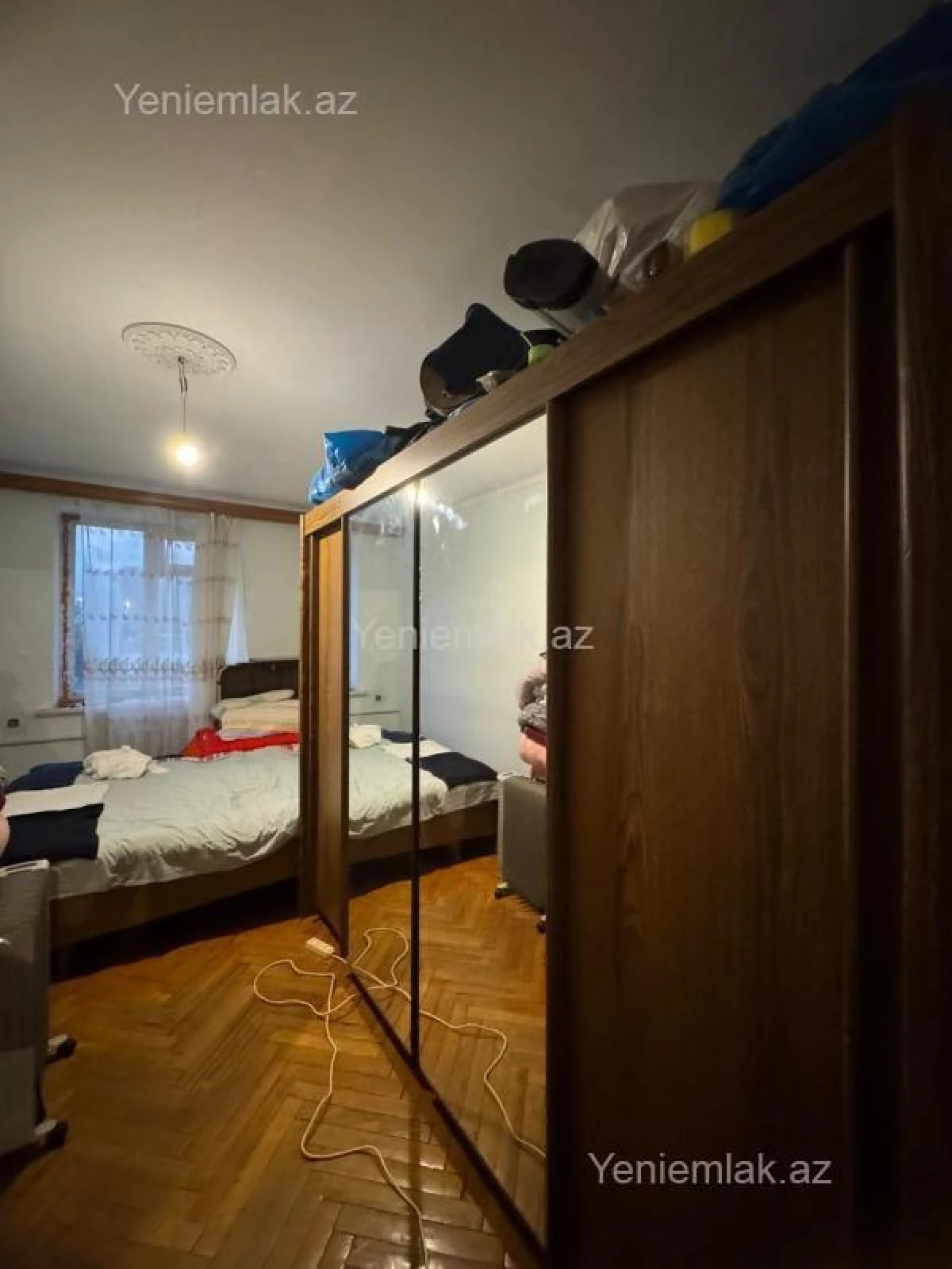 Satılır 3 otaqlı köhnə tikili 70 m²