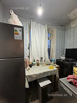 Satılır 3 otaqlı köhnə tikili 70 m²