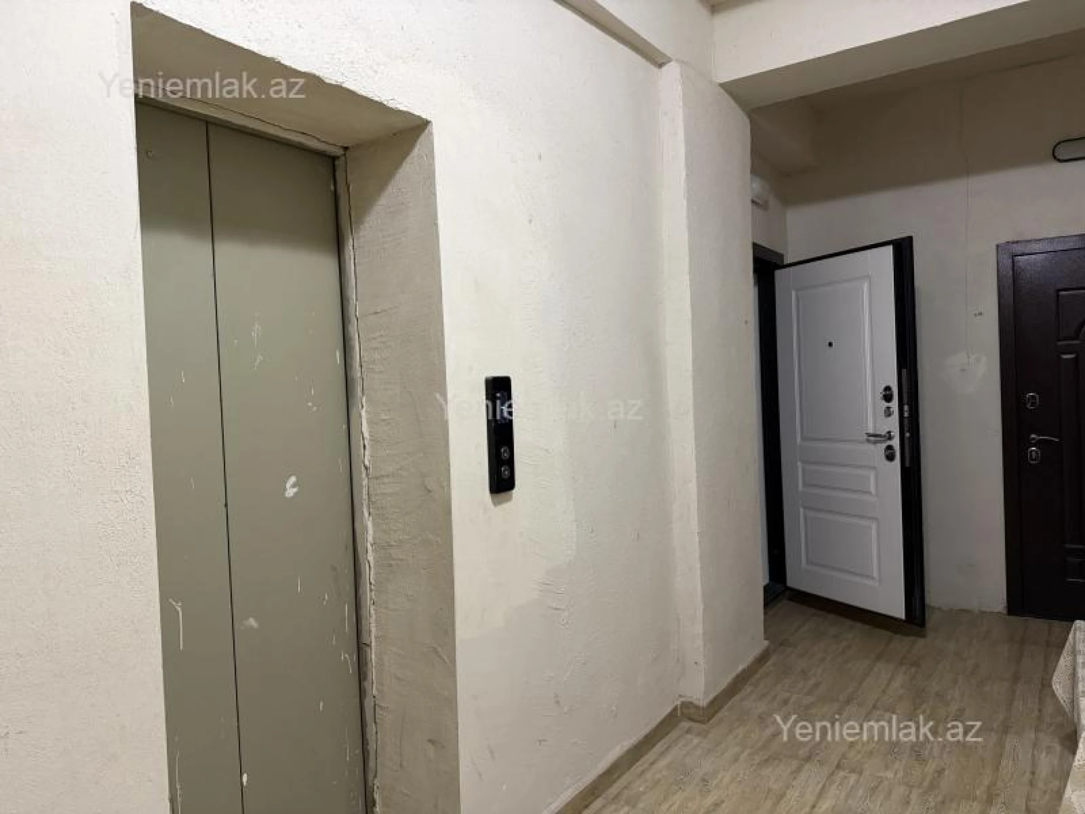 Satılır 3 otaqlı yeni tikili 87 m²