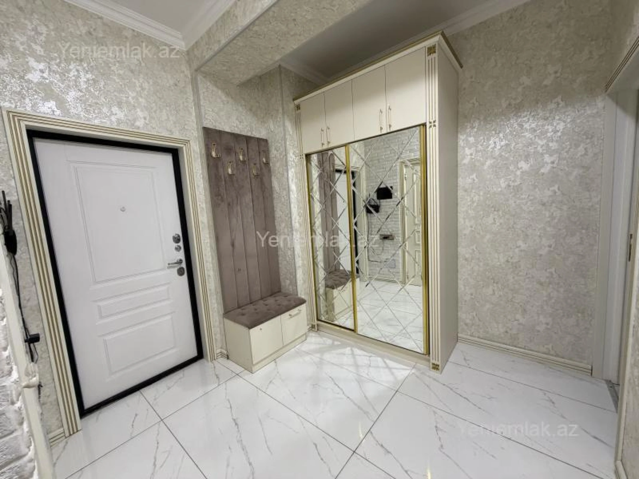 Satılır 3 otaqlı yeni tikili 87 m²