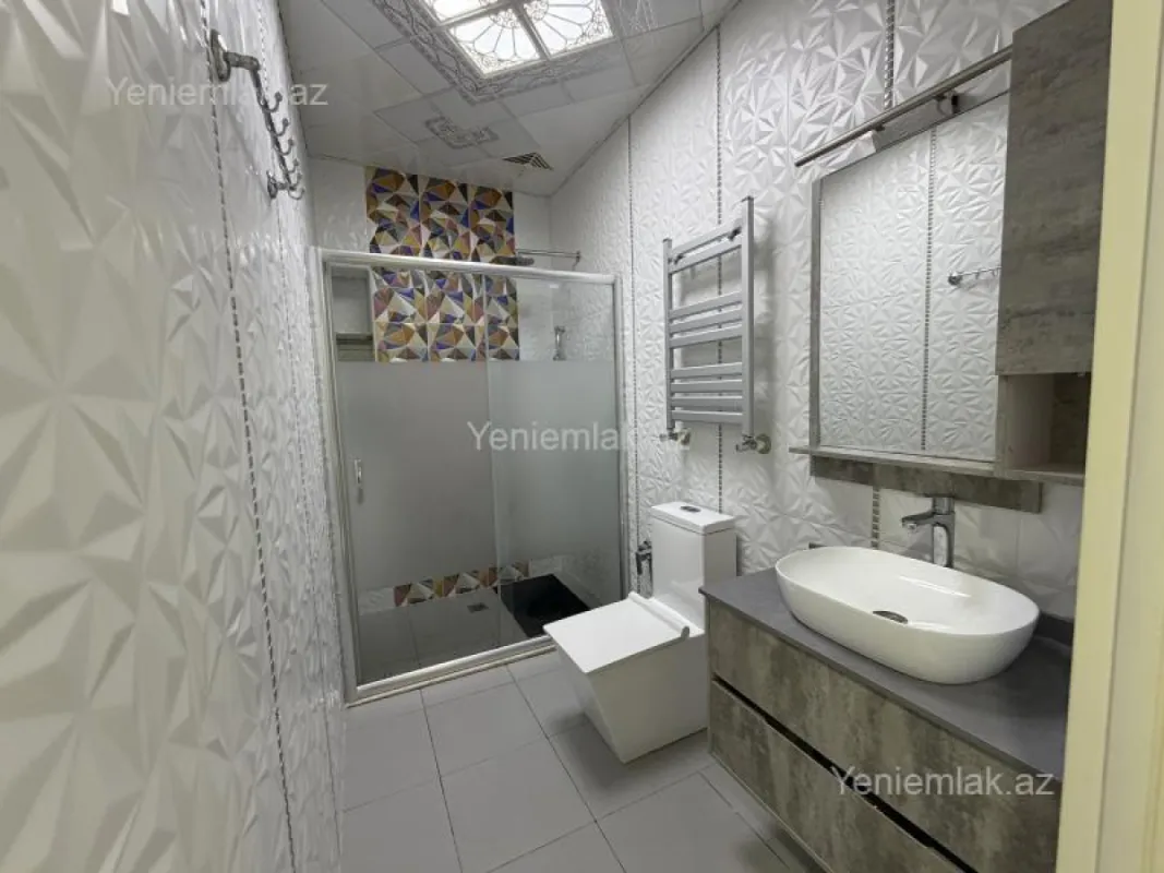 Satılır 3 otaqlı yeni tikili 87 m²