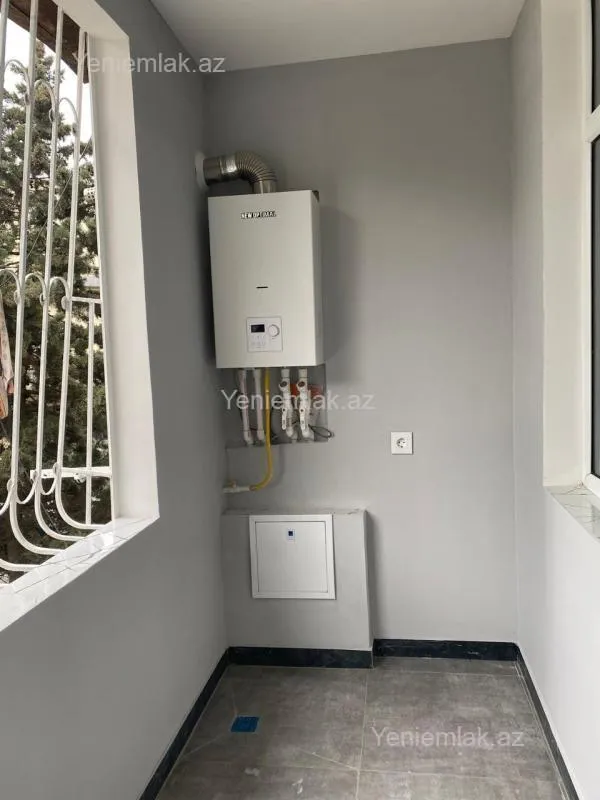 Satılır 2 otaqlı köhnə tikili 60 m²