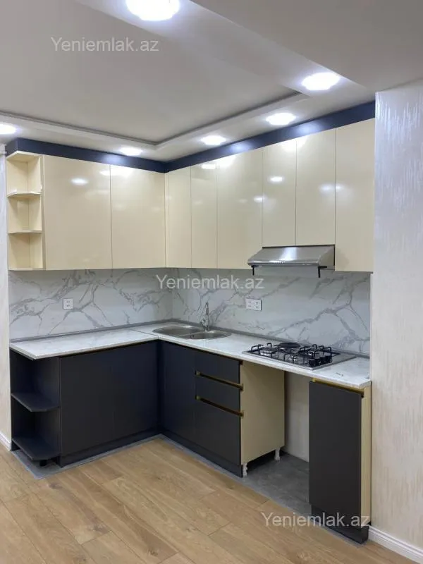 Satılır 2 otaqlı köhnə tikili 60 m²