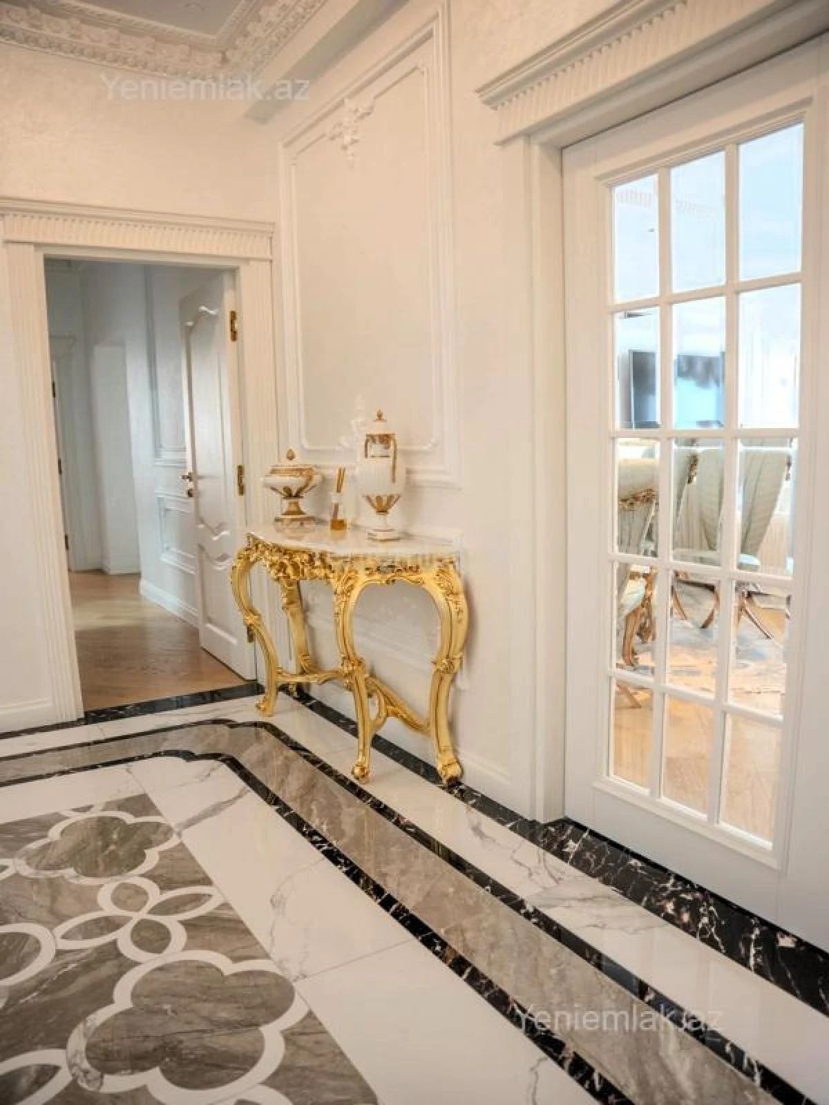 Satılır 5 otaqlı yeni tikili 228 m²