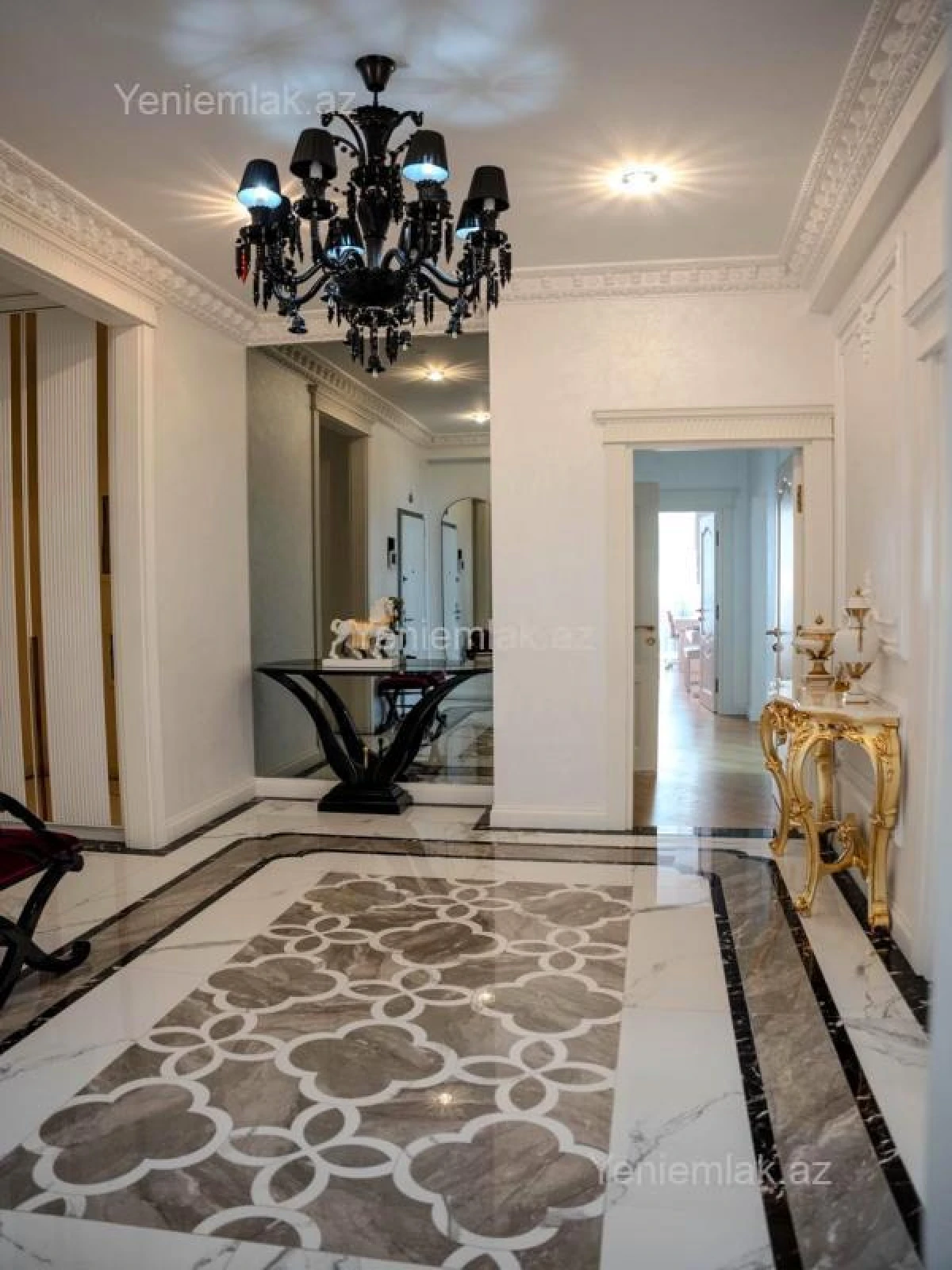 Satılır 5 otaqlı yeni tikili 228 m²