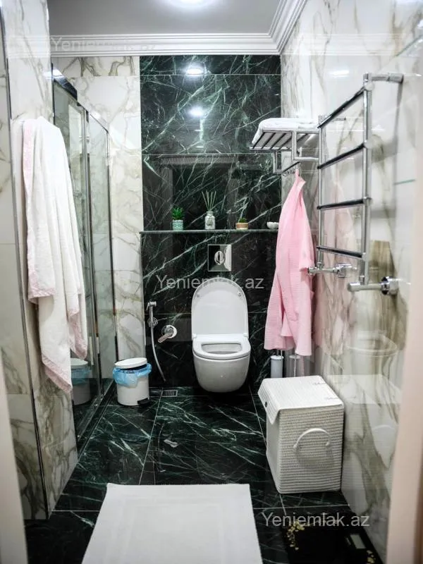 Satılır 5 otaqlı yeni tikili 228 m²