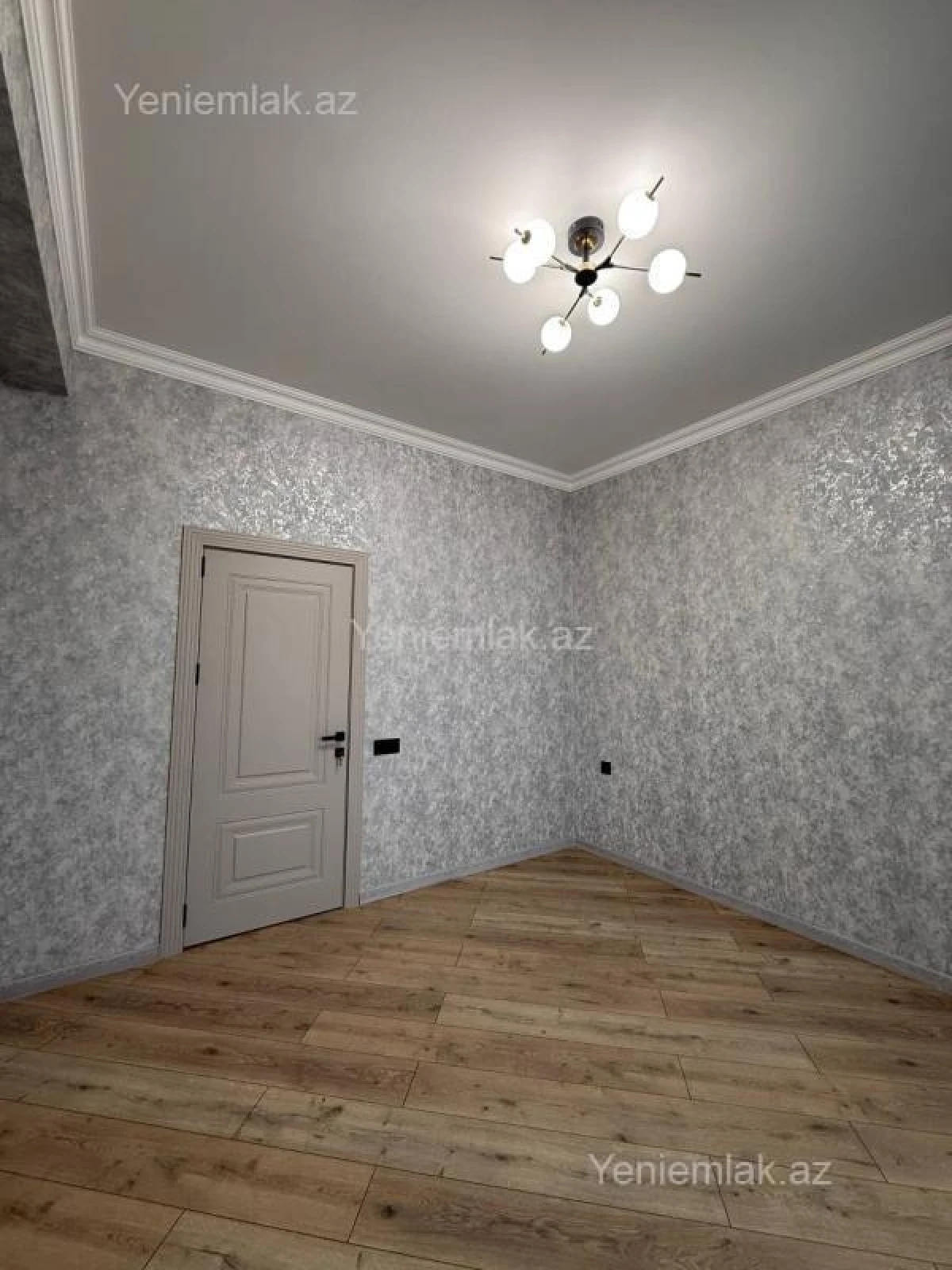 Satılır 2 otaqlı yeni tikili 73 m²