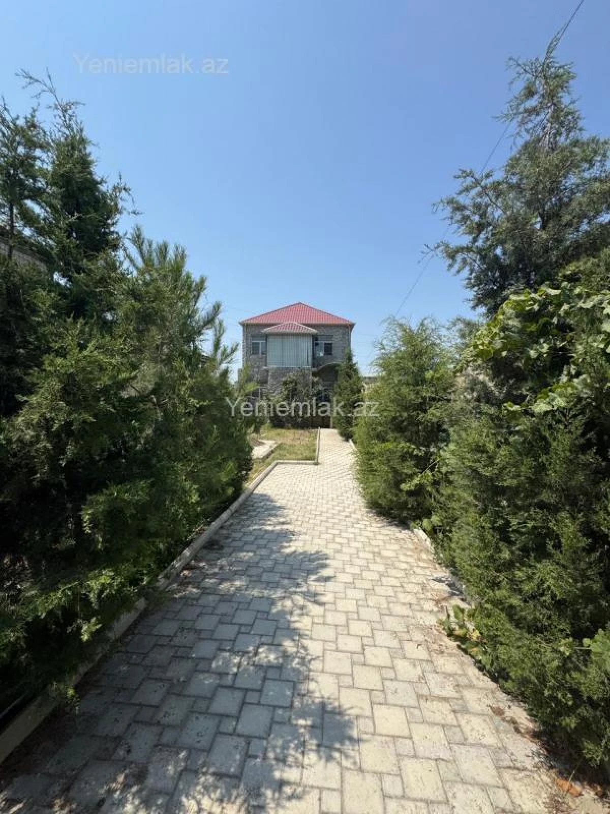 Satılır 6 otaqlı həyət evi 127 m²